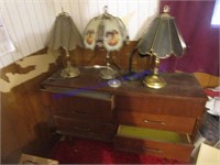 DRESSER AND LAMPS