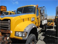 09 Mack GU712  Dump YW 6 cyl  Diesel; Plow and