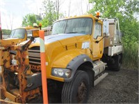 09 Mack GU712  Dump YW 6 cyl  Diesel; Started