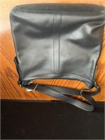 Coach purse. No.F04D-9188, black