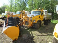 07 Mack CV713  Dump YW 6 cyl  Diesel; Plow and