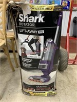 SHARK ROTATOR VACUUM    ITEM SOLD AS IS. WE DID