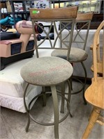 PAIR OF METAL FRAME BAR STOOLS WITH PADDED SEATS