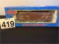 ATLAS #8301-1 C & NW WOOD BOXCAR
