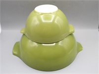 (2) PYREX Avocado Green Mixing Bowls w/ Spouts