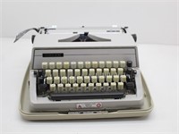 ADLER J 2 West Germany Portable Typewriter