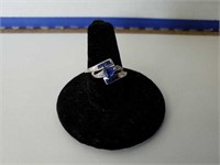 Blue sapphire ring marked 10K