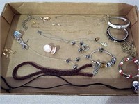 Miscellaneous jewelry mostly necklaces and