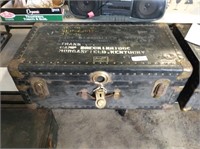 Dura-built Steamer Trunk