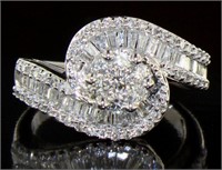 10kt Gold Brilliant 1.00 ct Baguette Diamond Ring