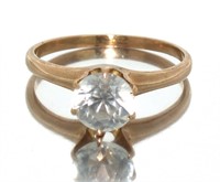 14kt Gold 1.00 ct White Topaz Solitaire Ring