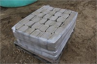 Pallet of Pavers, Approx 5-1/2" x 4"