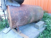 250 GALLON FUEL TANK WITH ELECTRIC PUMP