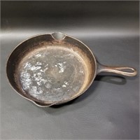 Griswold No. 8 Cast Iron Pan
