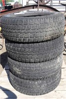 4 Wintercap Radials 235/65R17 Tires