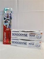 360° Advanced Colgate toothbrushes Sensodyne