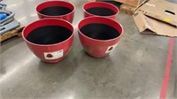 4 RED PLANTERS