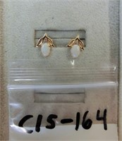 C15-164  10k & opal stud earrings .05g