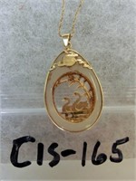 C15-165 14k & white jade necklace 3.96g