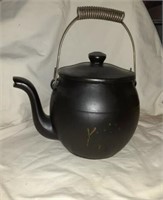 Cookie Jar McCoy USA Kookie Kettle 8"x10"