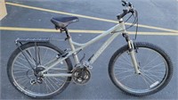 GIant Boulder SE Bicycle Bike