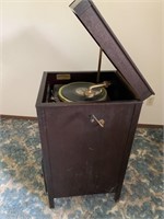 Addison phonograph and records excellent sound