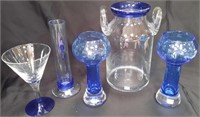 95 - MIXED LOT BLUE & WHITE GLASS