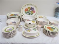 1970's Franciscan dishes, Floral pattern