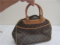Vintage Louis Vuitton purse w. damages