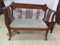 VINTAGE MAHOGANY FRENCH STYLE SETTEE