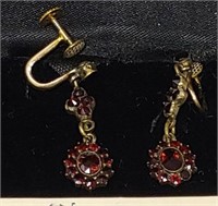 Vintage Old garnet earrings