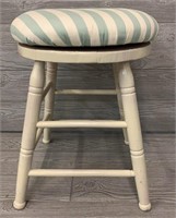 18 " Swivel Stool