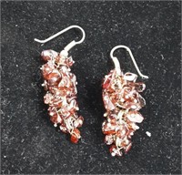 PAIR OF GARNET EARRINGS