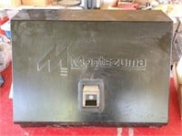 NEW Montezuma tool chest 24x13x15 H