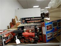 GROUP OF ASSORTED DIECAST COLLECTIBLES ETC.