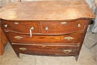 Curved Four Drawer Dresser w/mirror