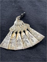 vintage sterling brooch/pendant
