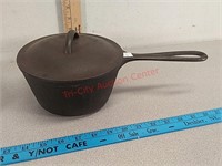 Cast iron pot