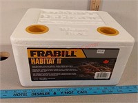Frabill worm box w/ bedding