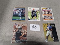 SELECTION OF 5 SPORTS CARDS