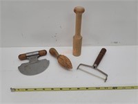 4pc Vintage Wood Kitchen Tools