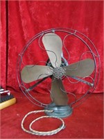 Antique GE brass blade fan. Oscillating.