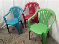 3 Stackable Lawn Chairs