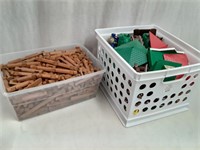 Set of Lincoln Logs Etc