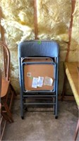 (4) folding chair