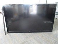55" TV With Wall Mount