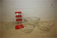 3 Set Pyrex & Mixing Bowls & Containers