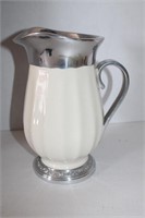 Mikasa French & Countryside Water Pitcher 9"