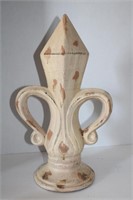 Ceramic Fleur de lis Finial Statue 16 1/2"