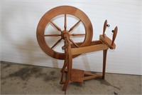 Vintage Spinning Wheel 34 x 29 x 15